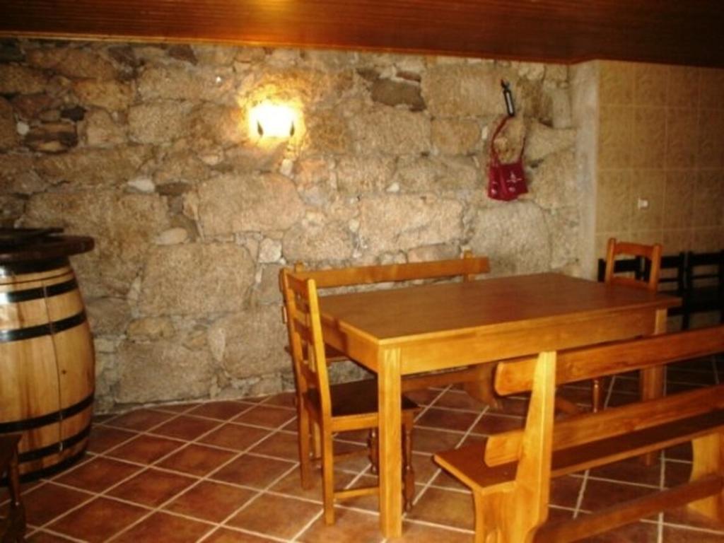 Hostal Refugio Dos Cregos Riba de Mouro Exterior foto
